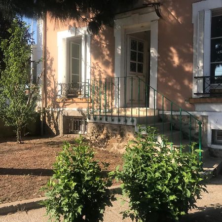 Residence Banlieue Parisienne Neuilly Екстер'єр фото