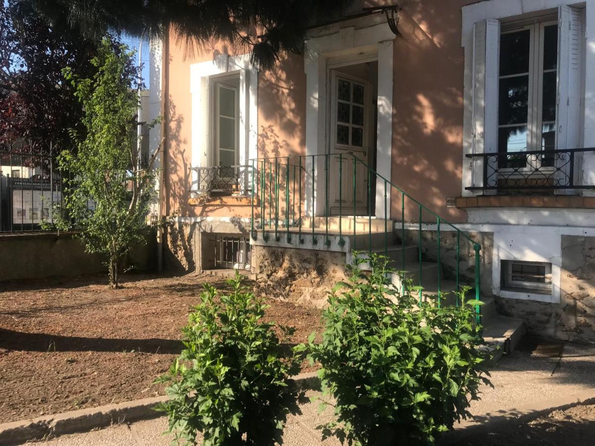 Residence Banlieue Parisienne Neuilly Екстер'єр фото