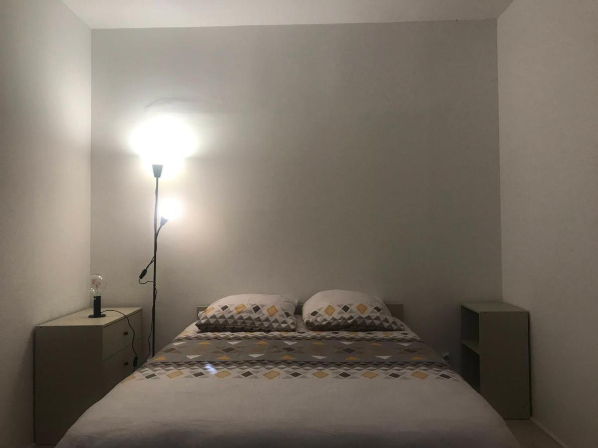 Residence Banlieue Parisienne Neuilly Екстер'єр фото