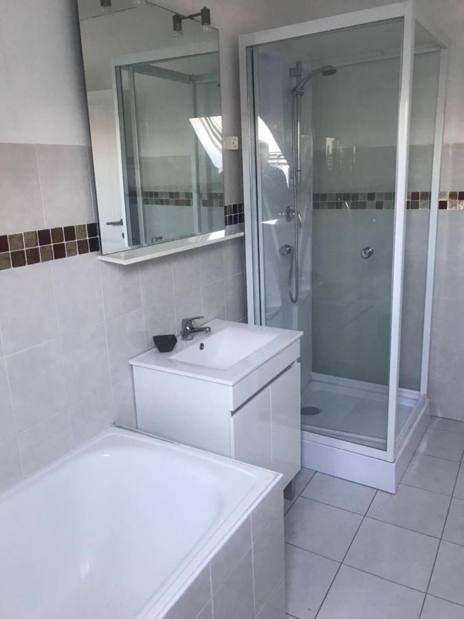 Residence Banlieue Parisienne Neuilly Екстер'єр фото